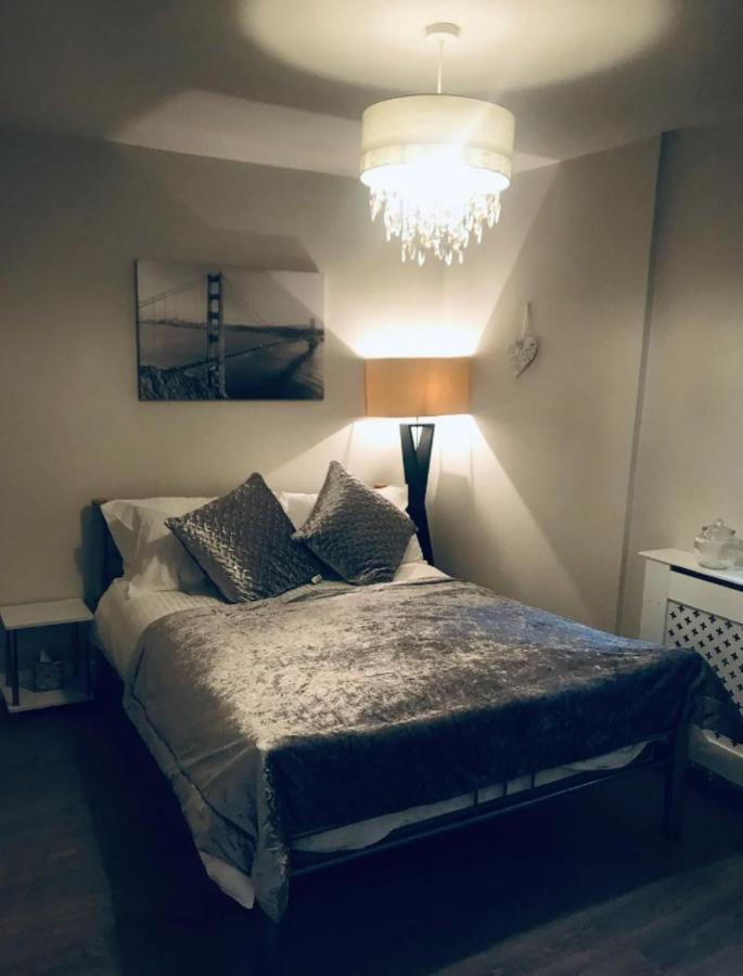 Chester City Apartments - With Free Parking Exterior foto